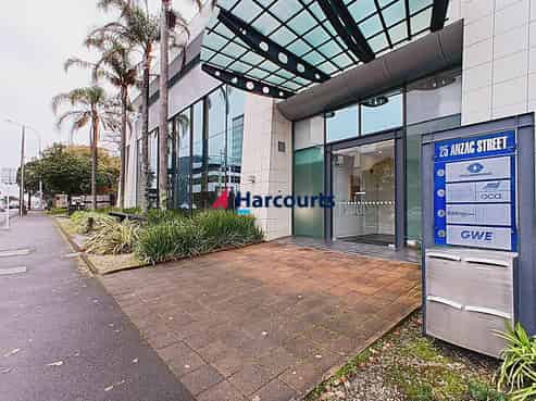 Office Space in Prestigious Takapuna Building