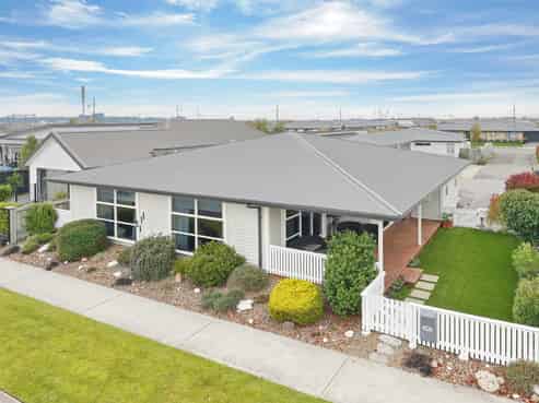 146 Infinity Drive, Pegasus