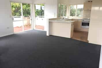 8 Alice Place, Hillcrest