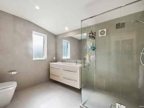 2A Taranto Place, Glendowie