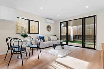 4-6/ 10 Orchid Place, Te Atatu South