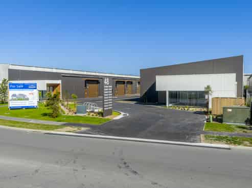 Brand new 108sq m industrial unit - ready now
