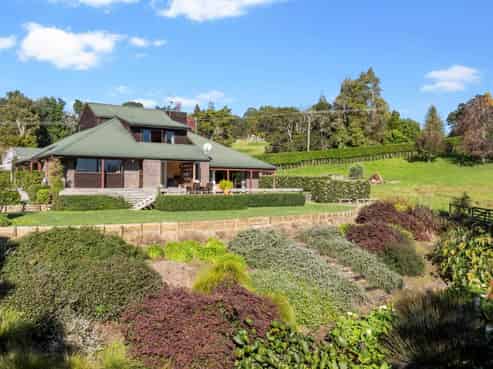 35 Kauri View Road, Opaheke