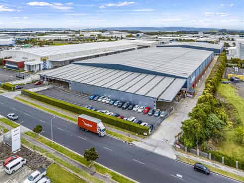 CBRE | Exceptional 17,346sqm Airport Industrial