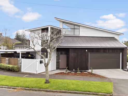 24A Fernwood Place, Waiotaiki Bay