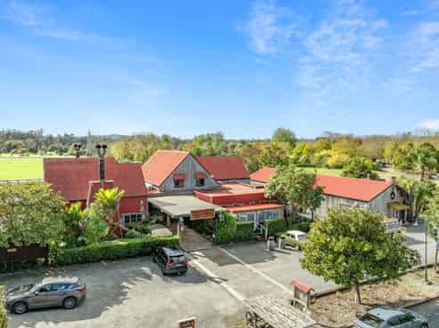 Freehold character investment in Matakana