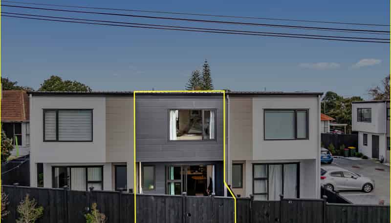 39 Coates Crescent, Panmure