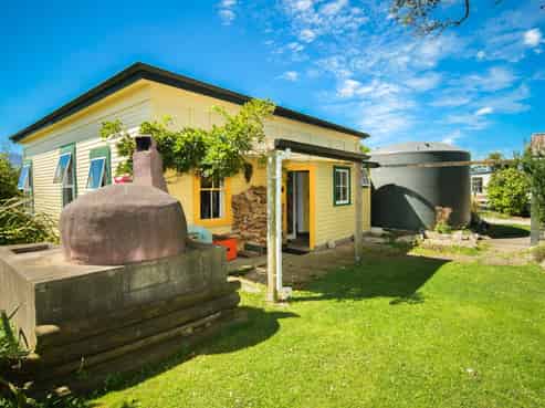 23 Wharf Road, Karamea
