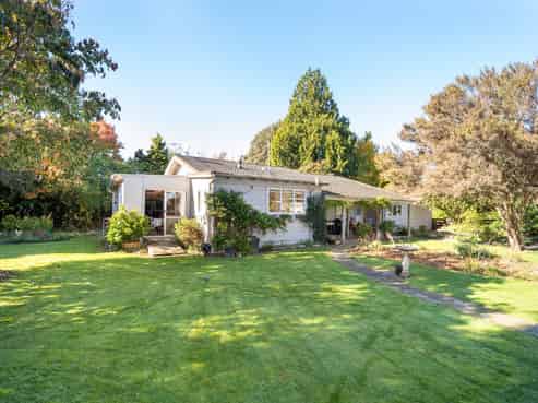 541 Napier Road, Mangateretere