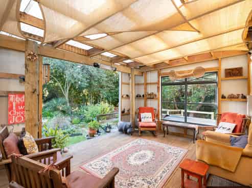 541 Napier Road, Mangateretere
