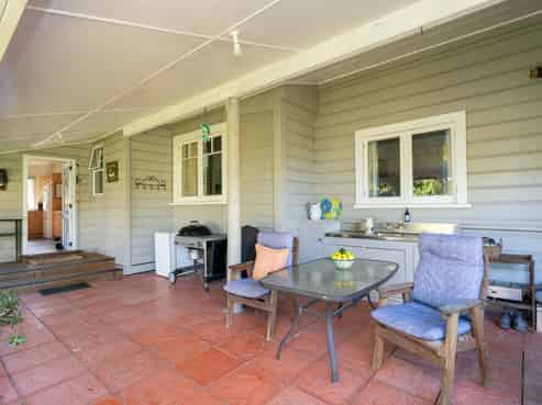 541 Napier Road, Mangateretere