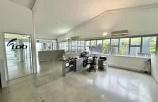 Ellerslie potential live/work opportunity