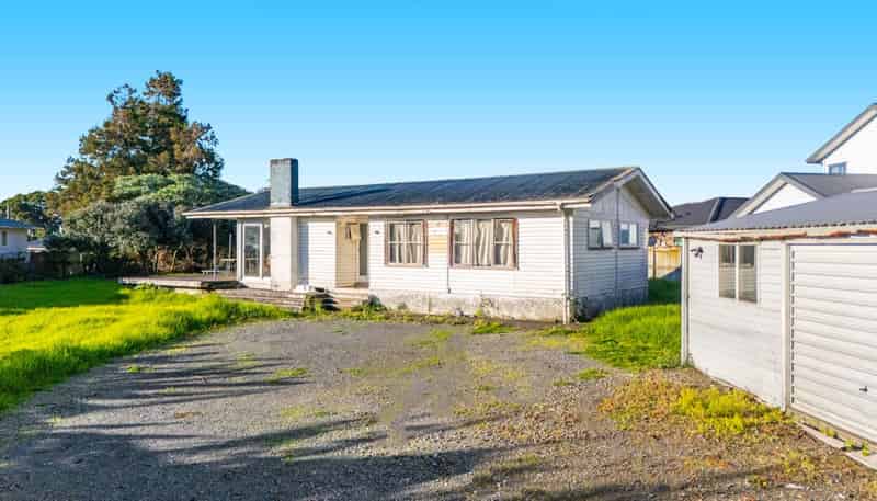 51 Yates Road, Mangere East