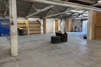 Warehouse Options, Office Options