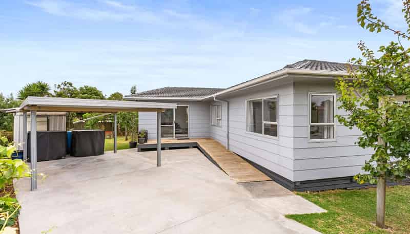 5 De Bloge Place, Manukau