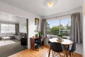 5 De Bloge Place, Manukau