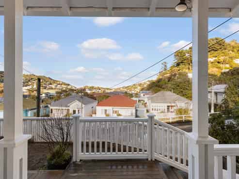 28 Medway Street, Island Bay