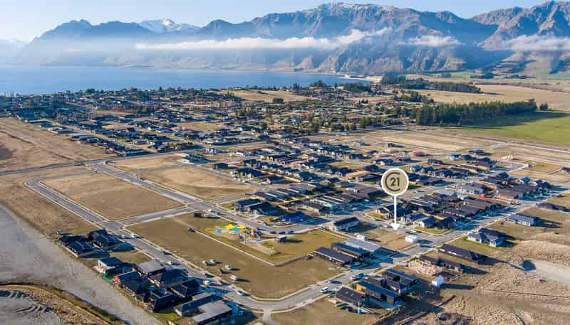 8 Pinn Street, Lake Hawea