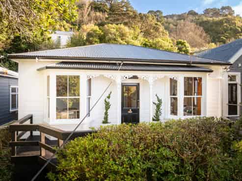 23 Patanga Crescent, Thorndon