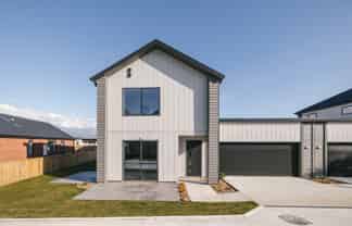 3 Cypress Way , Levin