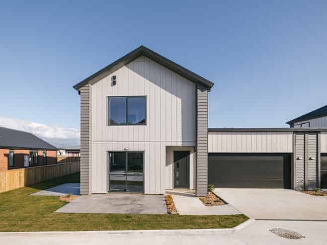 3 Cypress Way , Levin