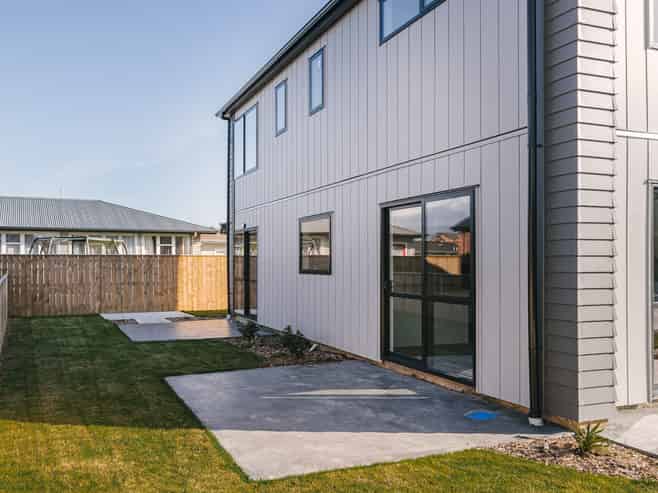 3 Cypress Way , Levin
