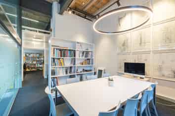 Vacant ground floor office along Waterloo Quay