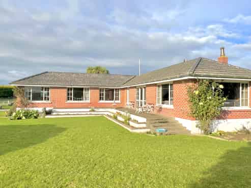 570 Rimu South Road, Waimatua