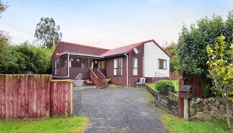 82 Glen Road, Ranui