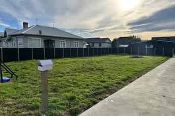 8 Herbert Street, GLADSTONE