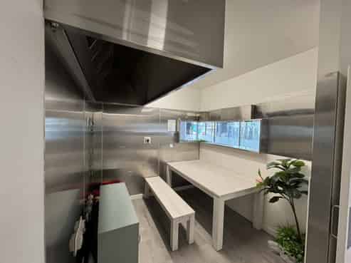 Cafe or light refreshment leasing opportunity