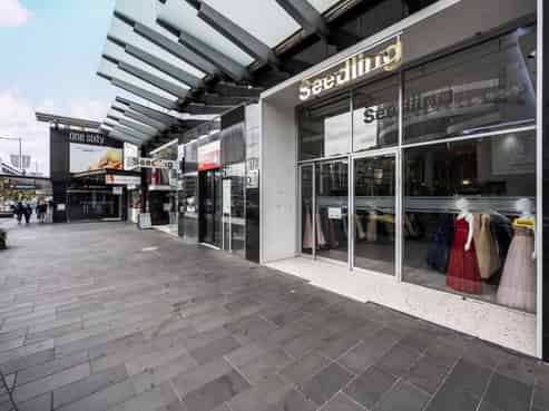 Cafe or light refreshment leasing opportunity