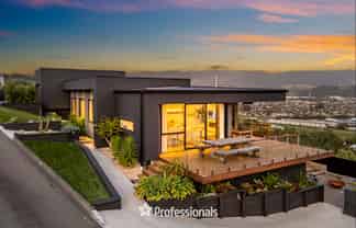 37 Percy Kinsman Crescent, Riverstone Terraces