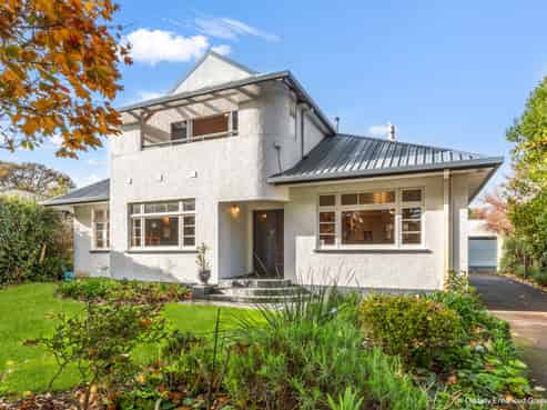 6 Awatea Terrace, Hokowhitu