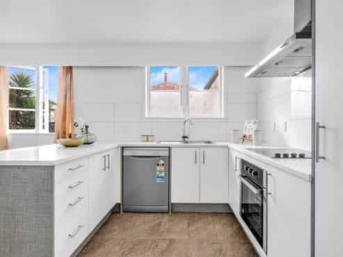 1/15 Kent Road, Manurewa