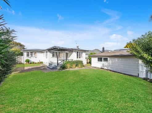1/15 Kent Road, Manurewa