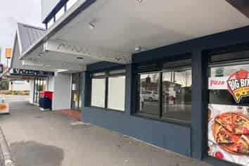 High Profile Retail of 72m2* - Edgeware