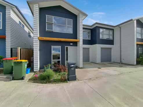 12 Ronalds Way, Taita