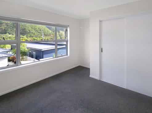 12 Ronalds Way, Taita