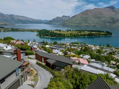 32 Edinburgh Drive, Queenstown
