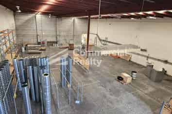 High Stud Warehouse On Ellerslie/Greenlane Border
