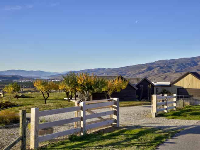 112 Hall Road, Cromwell