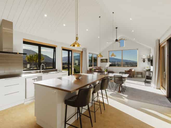 112 Hall Road, Cromwell