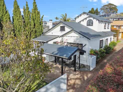 36  Tawera Road, Greenlane