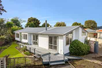 70 Main Street, Edgecumbe