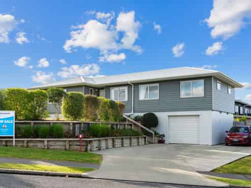 12 Weka Street, Mangawhai