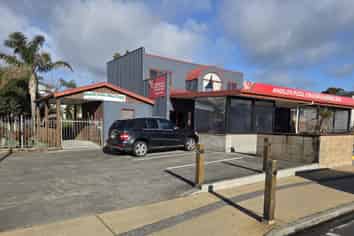 Angelo's Pizza Chicken Burger Bar, Waihi Beach