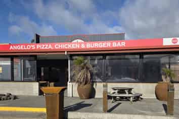 Angelo's Pizza Chicken Burger Bar, Waihi Beach
