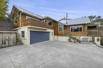 24 Stewart Street, Raglan