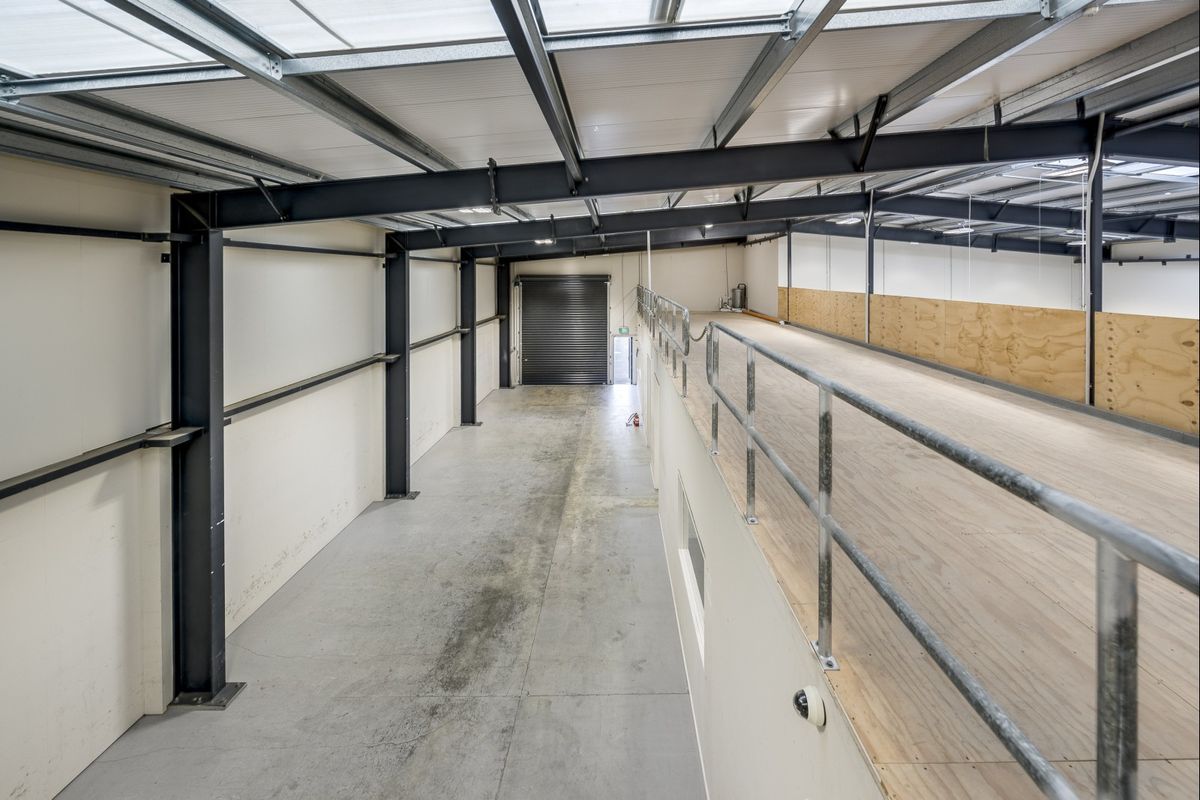 Excellent trade retail and warehousing for lease - Visning 4